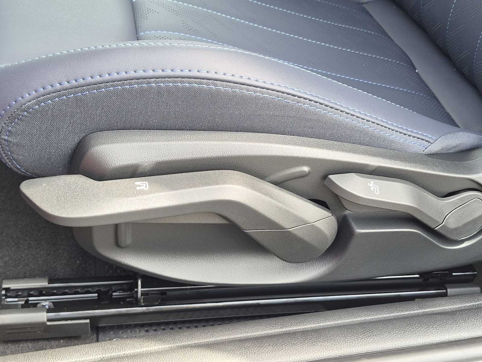 MINI 2 PUERTAS SIGNATURE PLUS 2027
