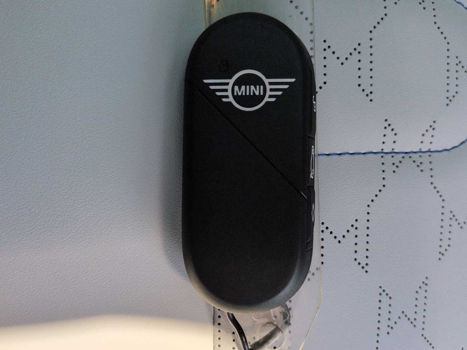 MINI de 2 puertas, edición Oxford, 2026