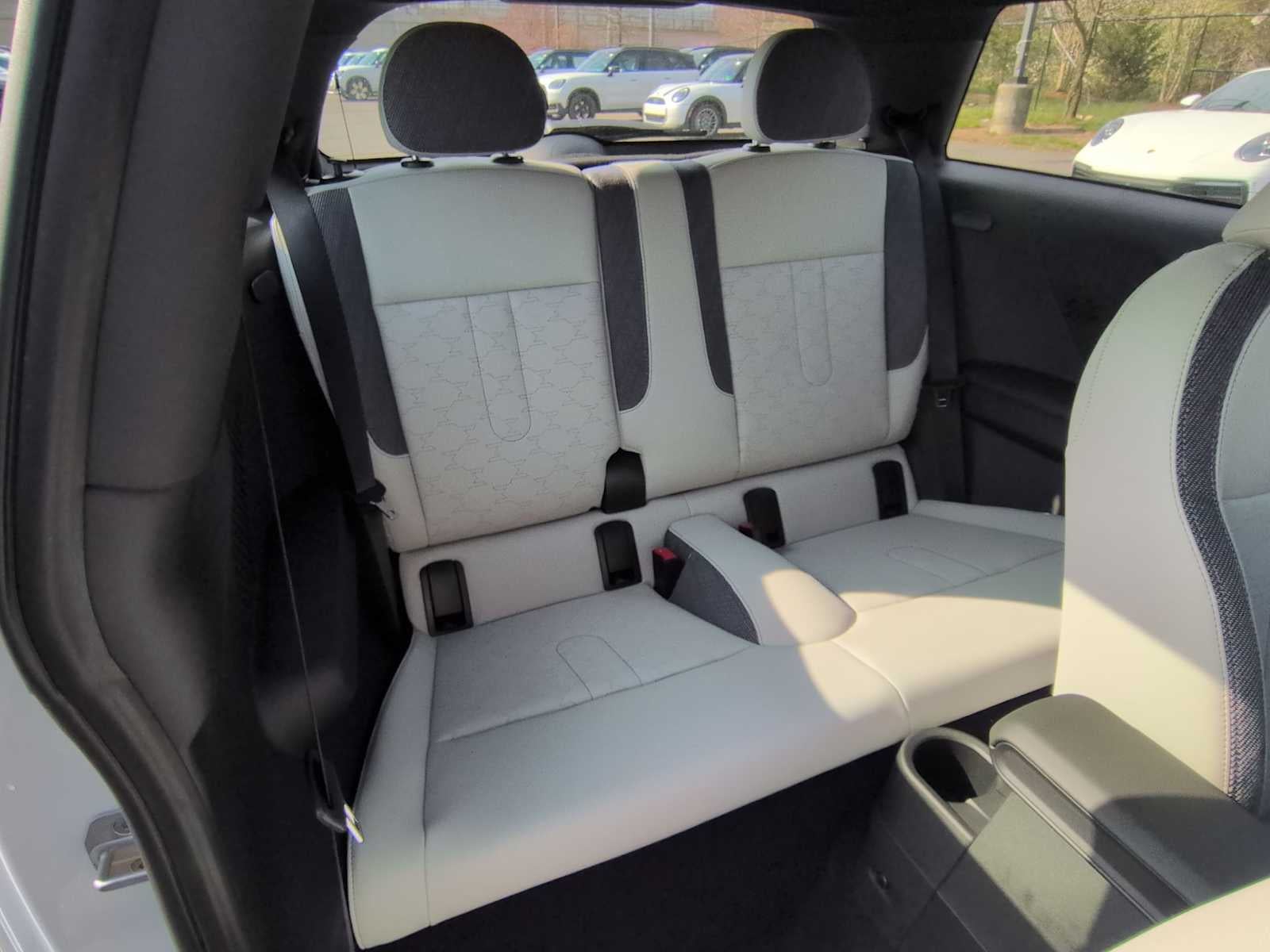 MINI de 2 puertas, edición Oxford, 2026