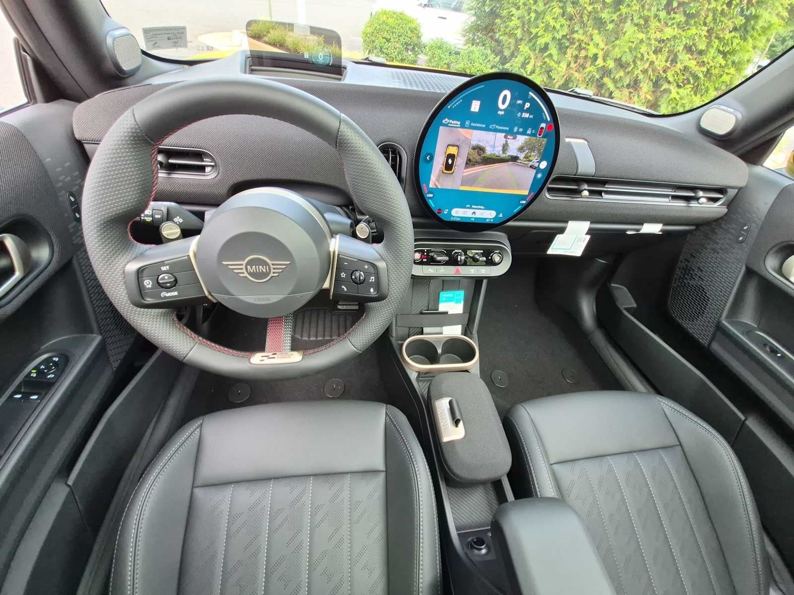 2026 MINI 2 PUERTAS ICONIC