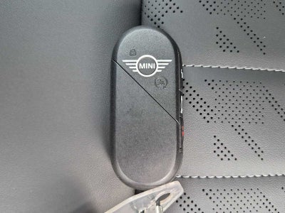 2026 MINI 2 PUERTAS ICONIC