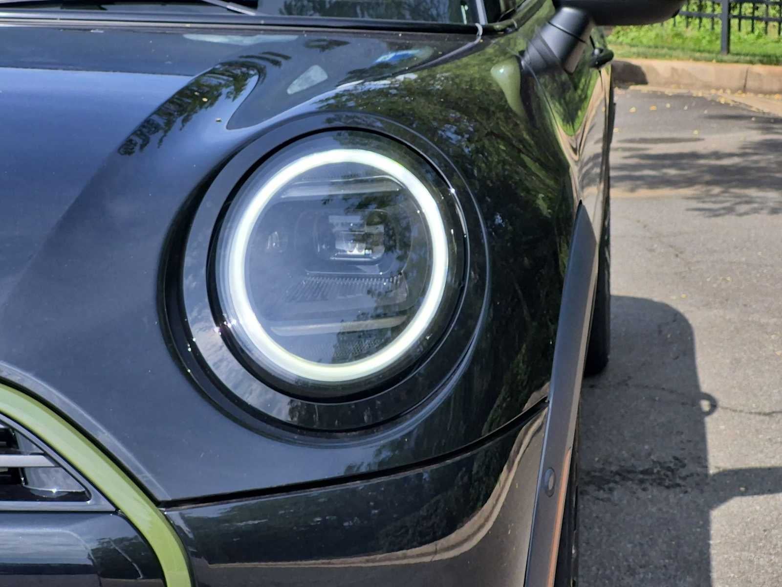 MINI ICONIC de 2 puertas, 2027