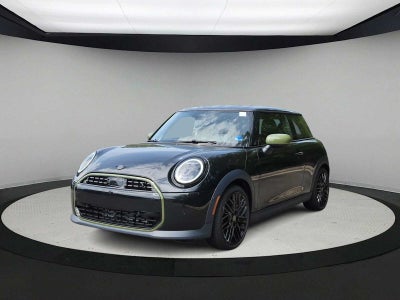 MINI ICONIC de 2 puertas, 2027
