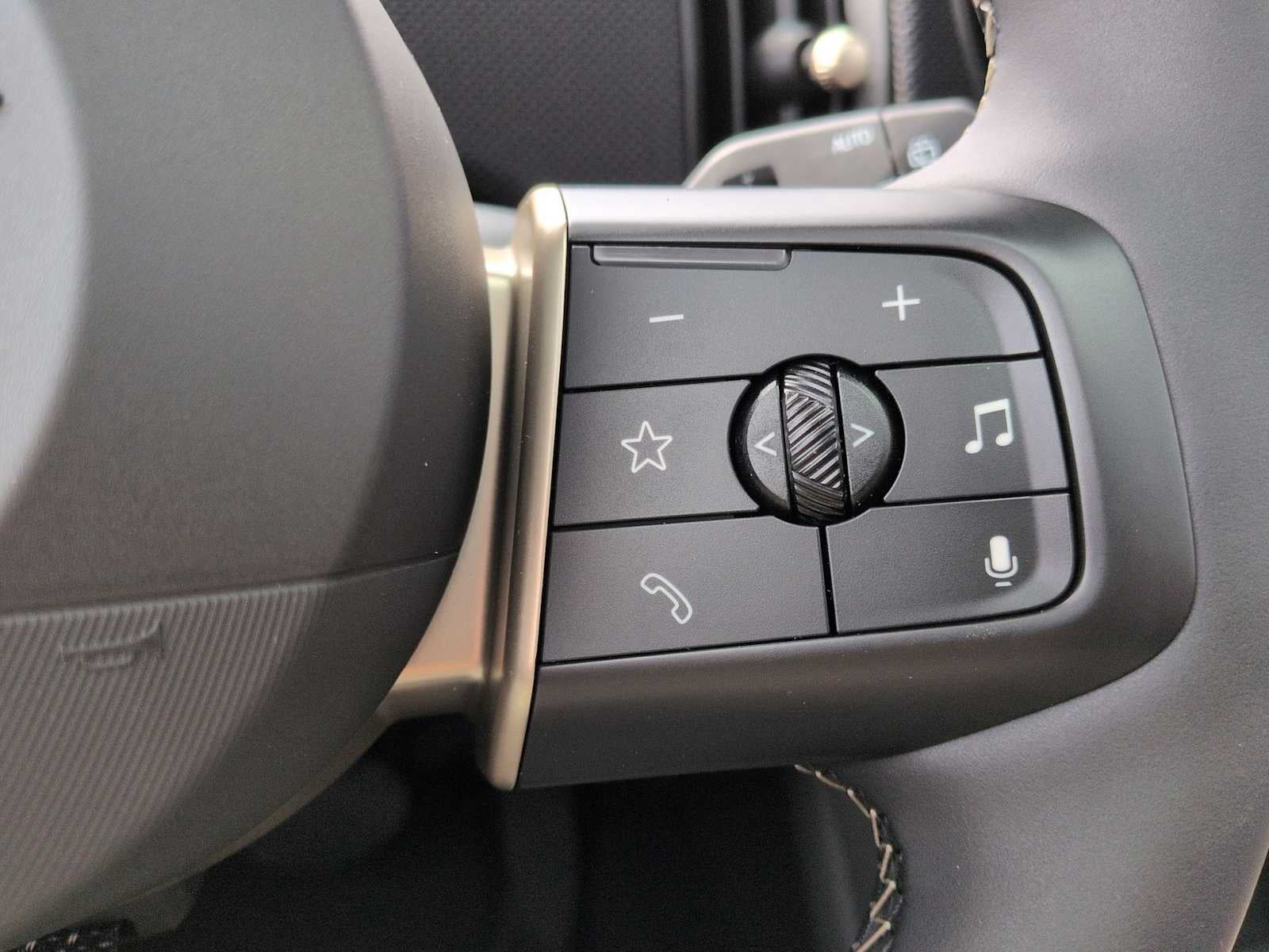 2026 MINI 2 PUERTAS ICONIC