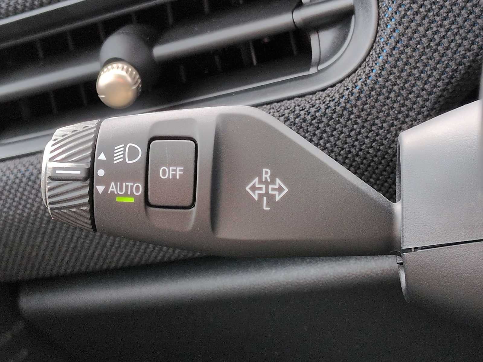 2026 MINI 2 PUERTAS ICONIC