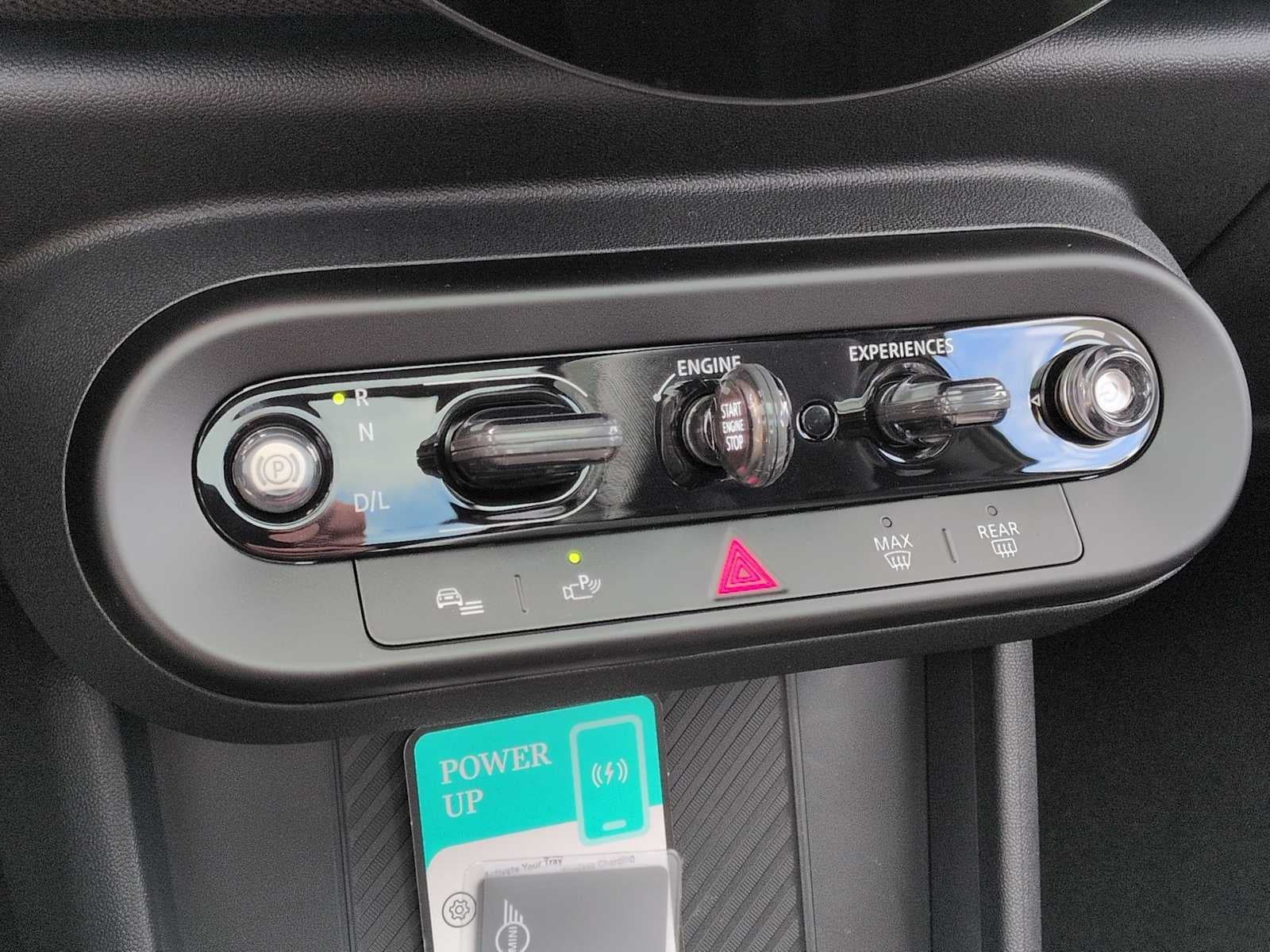 2026 MINI 2 PUERTAS ICONIC