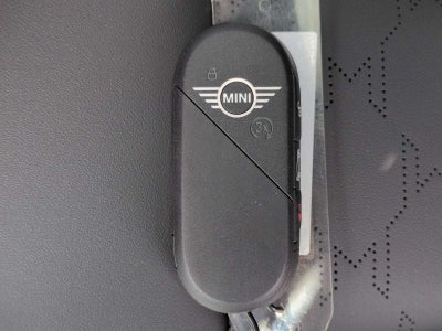 2026 MINI 2 PUERTAS ICONIC