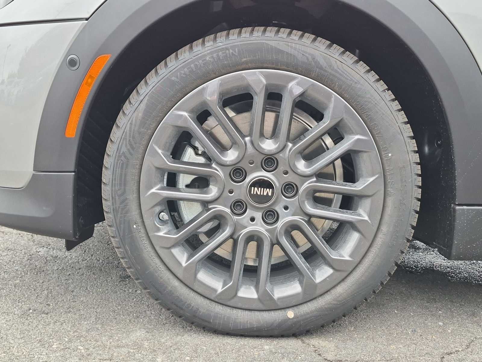 MINI 2 PUERTAS SIGNATURE PLUS 2027