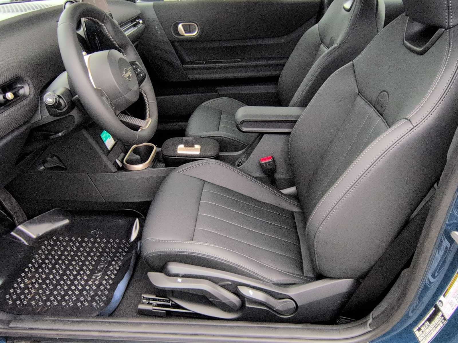 2026 MINI 2 PUERTAS SIGNATURE PLUS