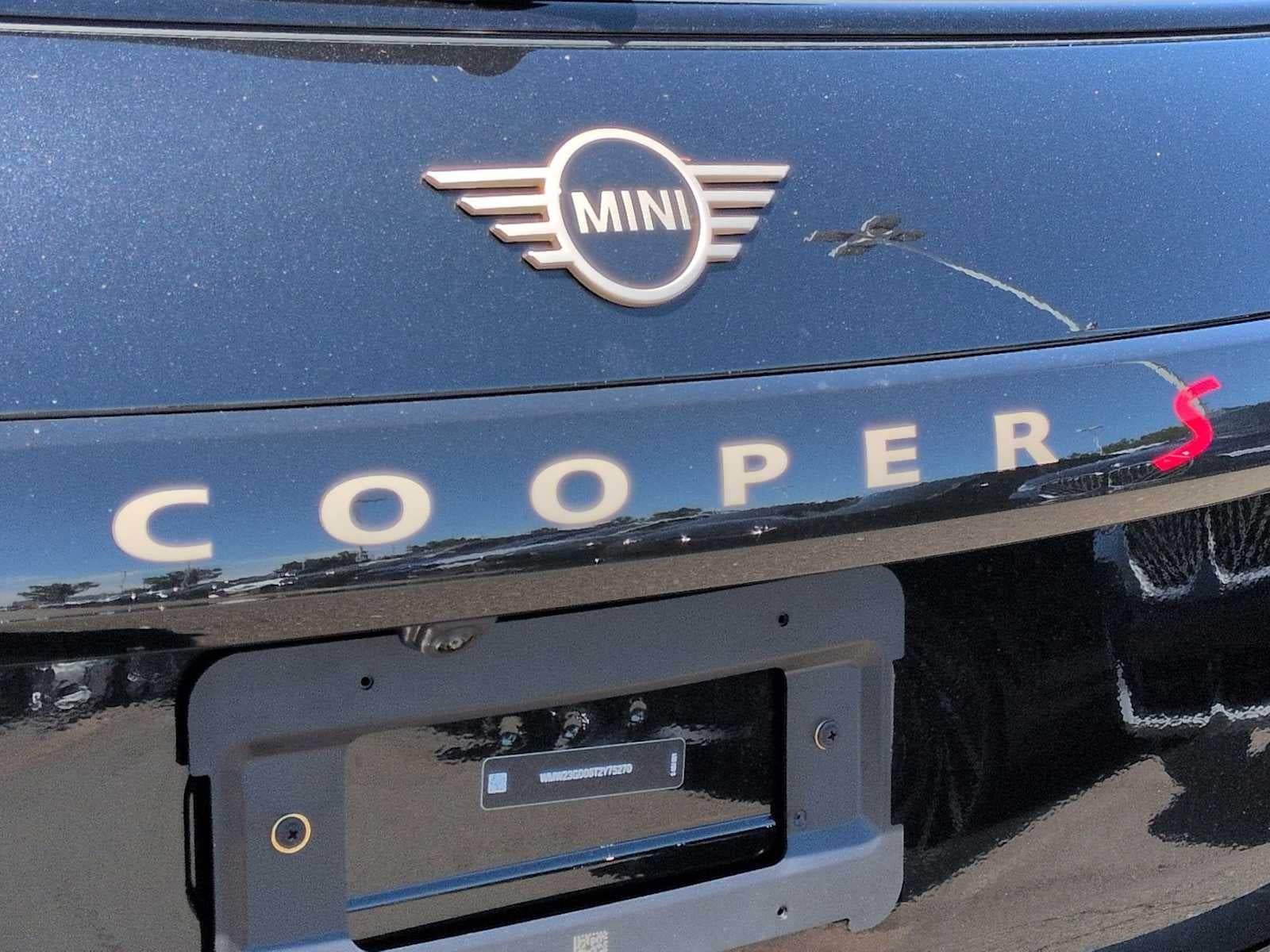 2026 MINI 2 PUERTAS ICONIC