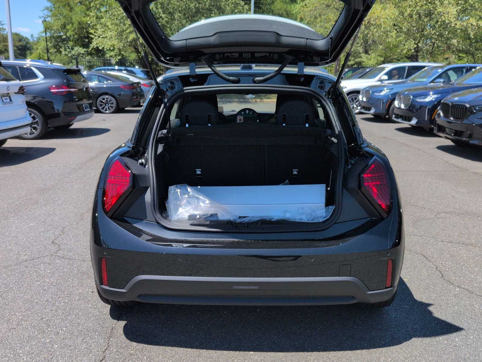 2026 MINI 2 PUERTAS ICONIC