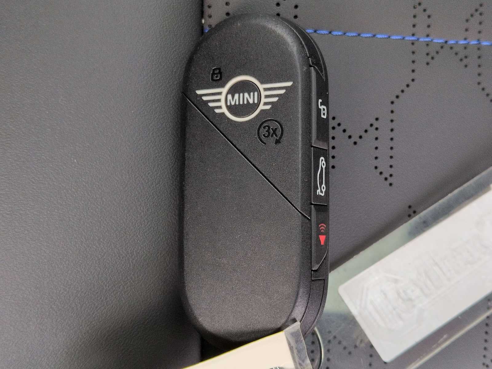 2025 MINI Techo Duro 2 Puertas Cooper S