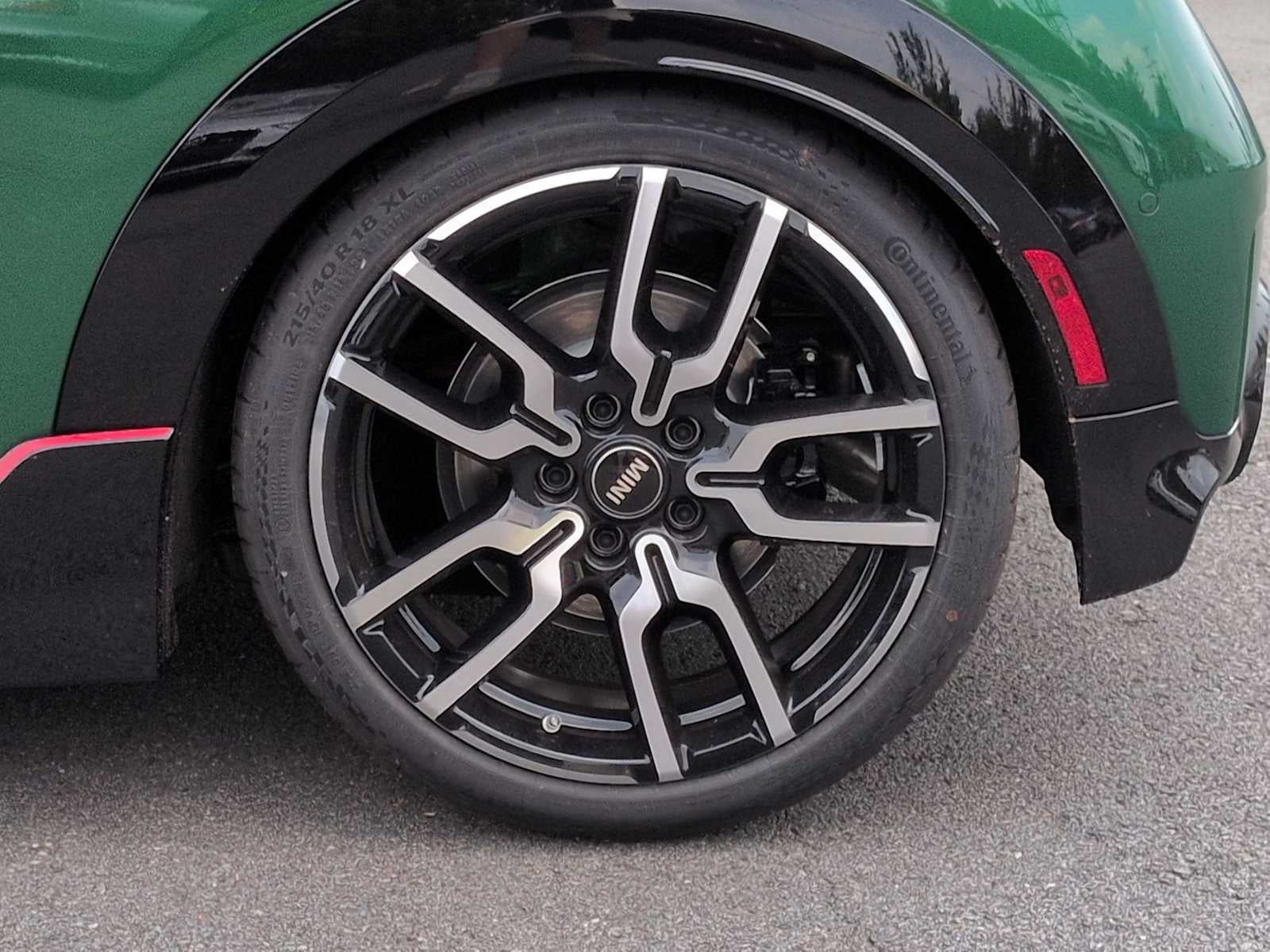 2026 MINI 2 PUERTAS ICONIC