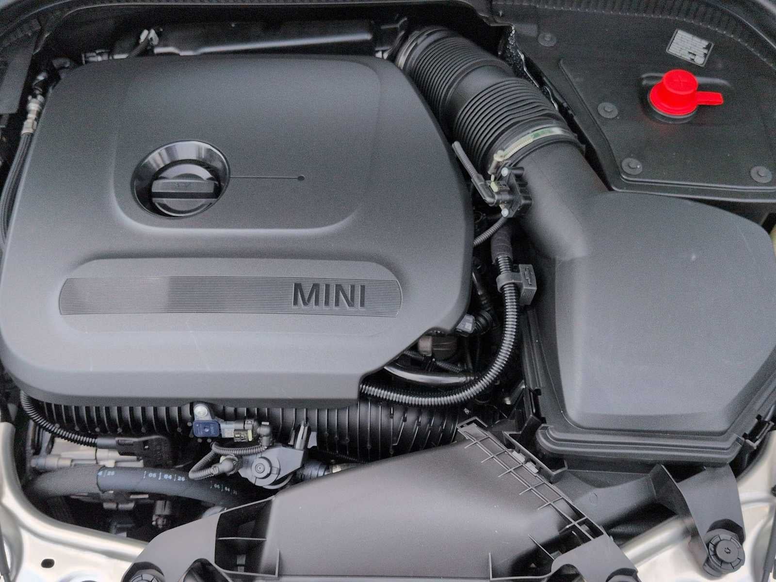 2026 MINI 2 PUERTAS ICONIC