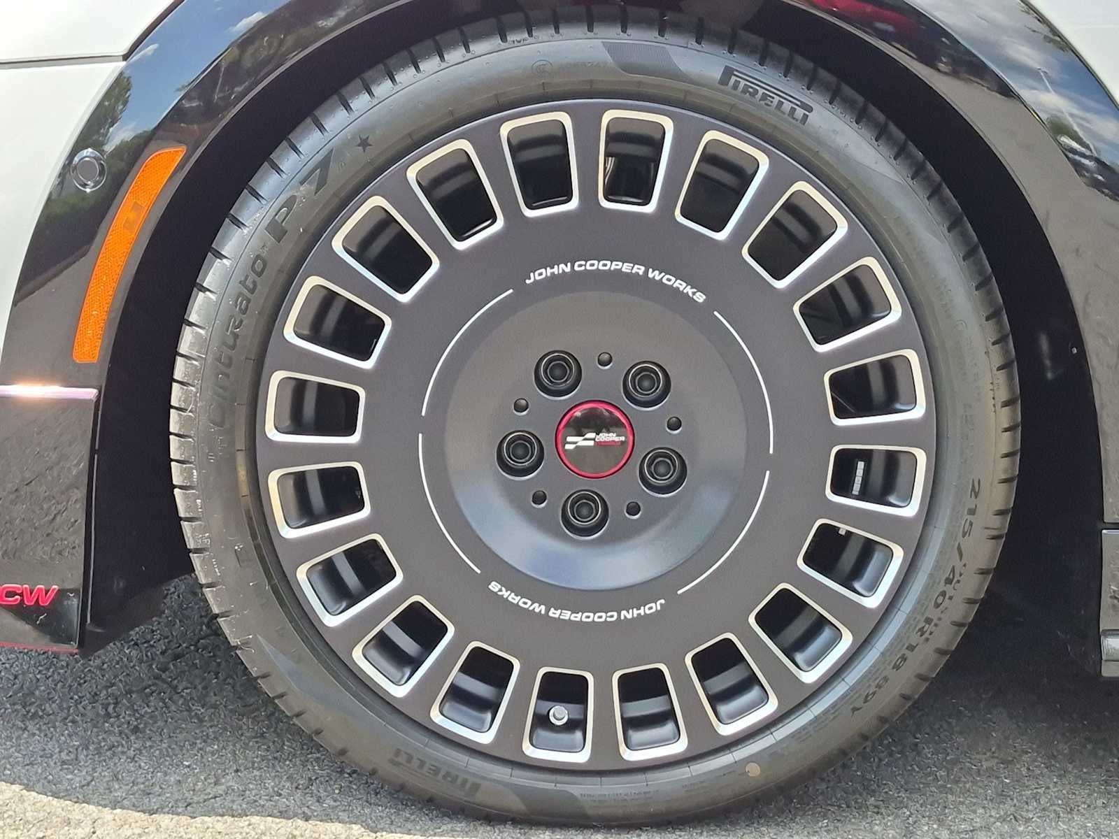 2026 MINI 2 PUERTAS ICONIC
