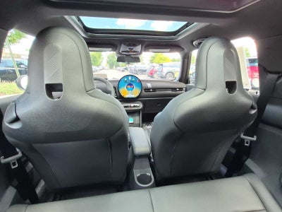 2026 MINI 2 PUERTAS ICONIC