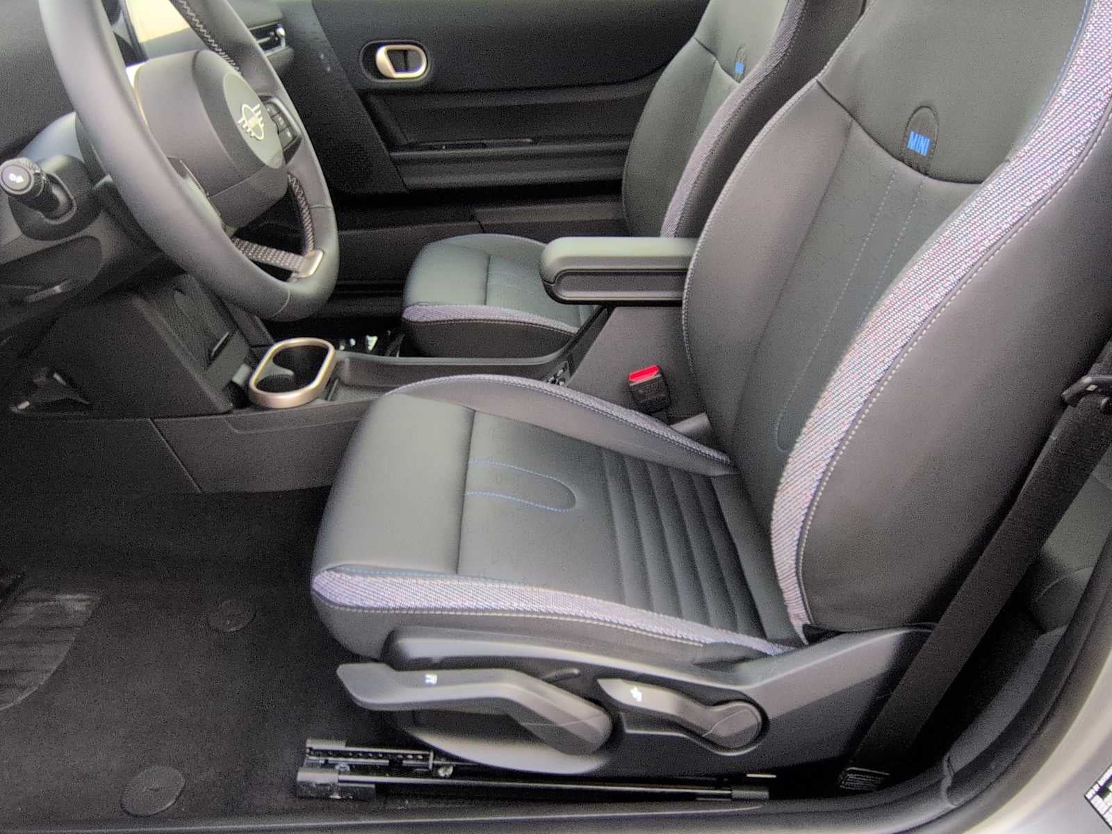 2025 MINI Techo Duro 2 Puertas Cooper S