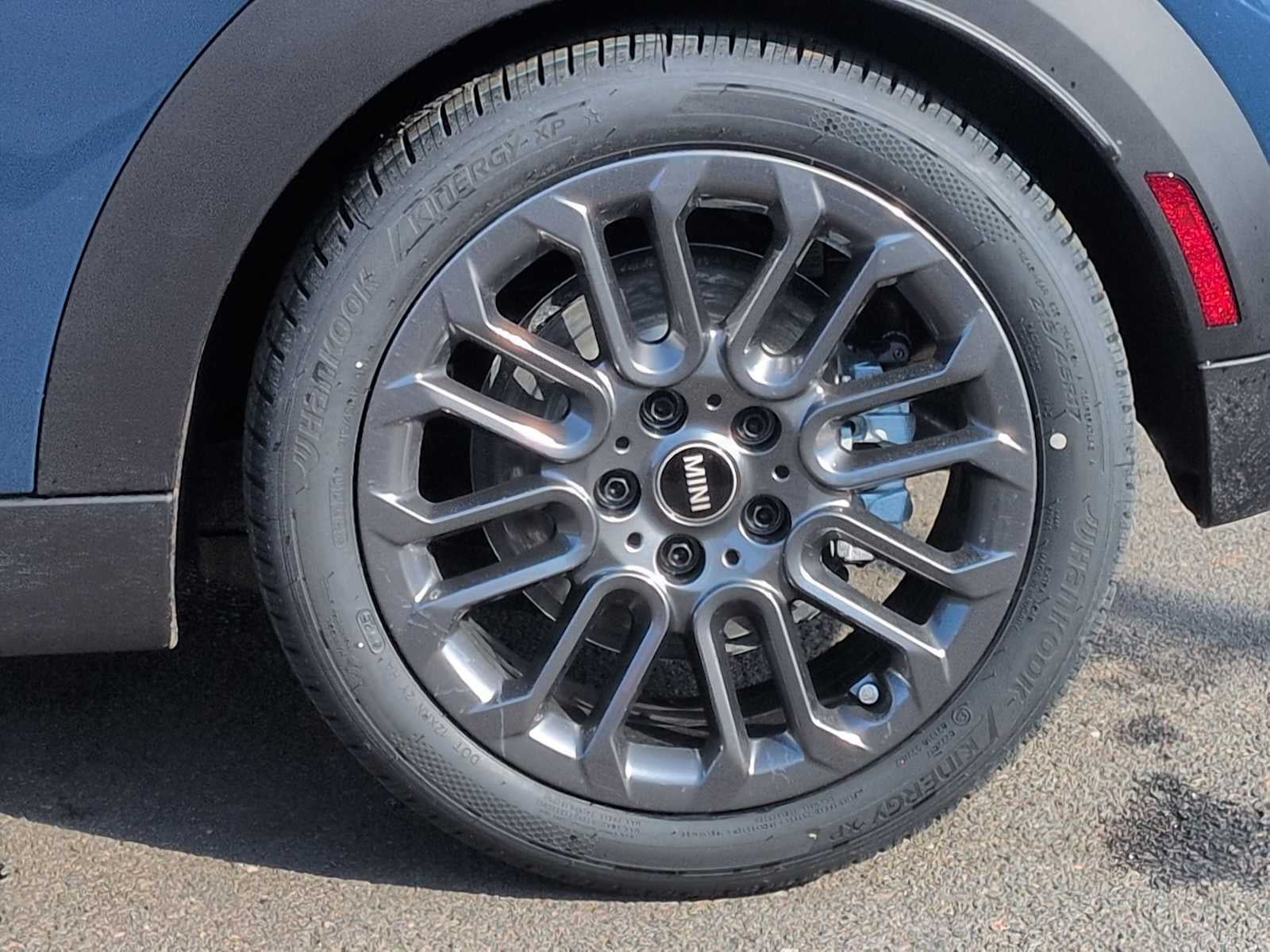 2026 MINI 2 PUERTAS ICONIC