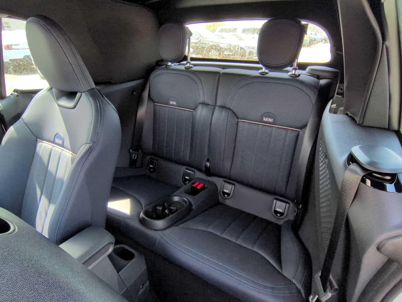 2026 MINI DESCAPOTABLE ICÓNICO