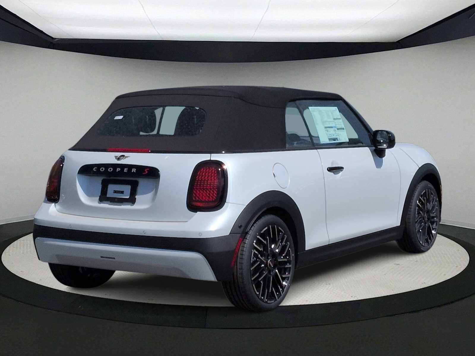 2026 MINI DESCAPOTABLE ICÓNICO
