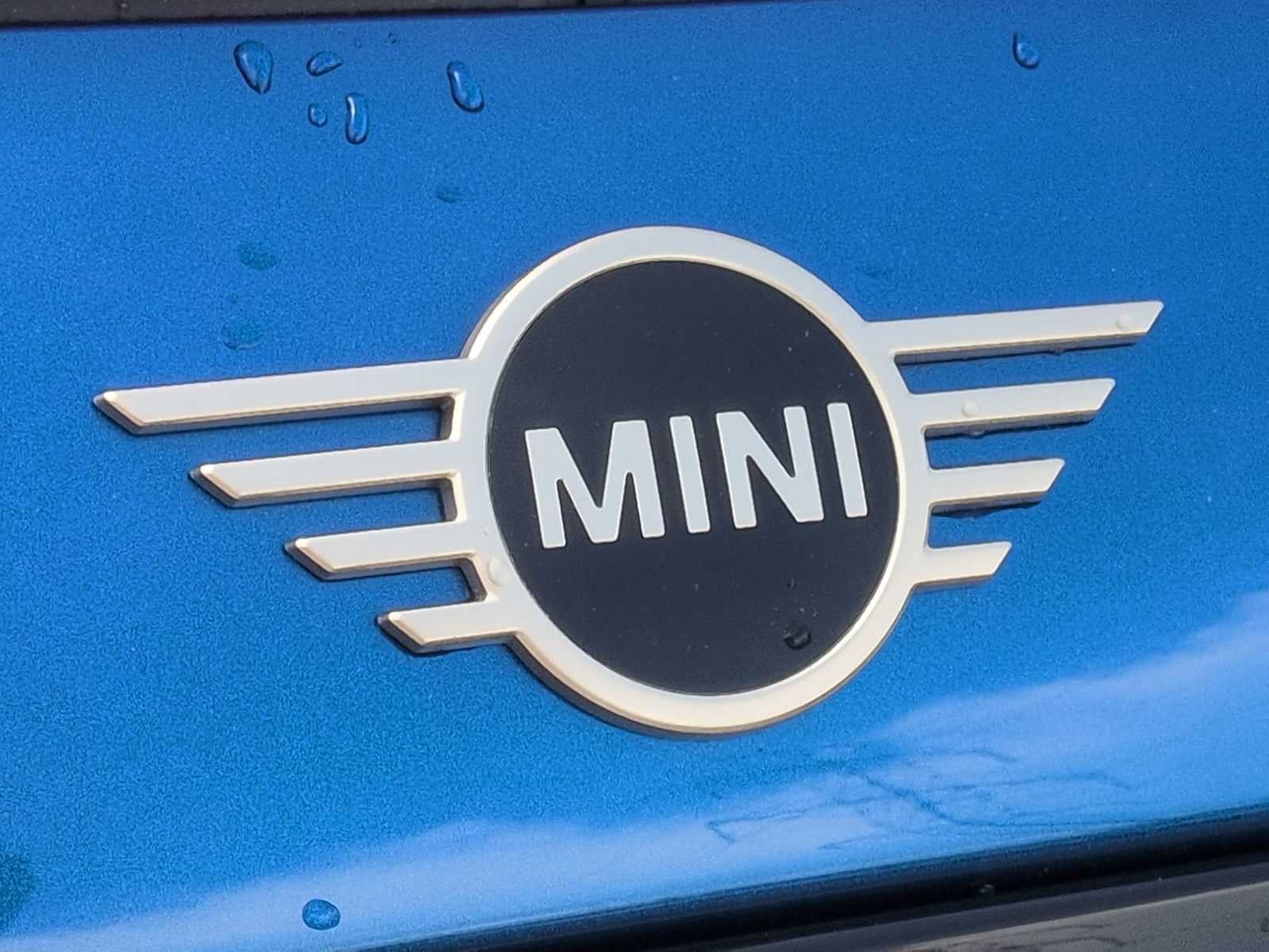 2026 MINI DESCAPOTABLE SIGNATURE PLUS