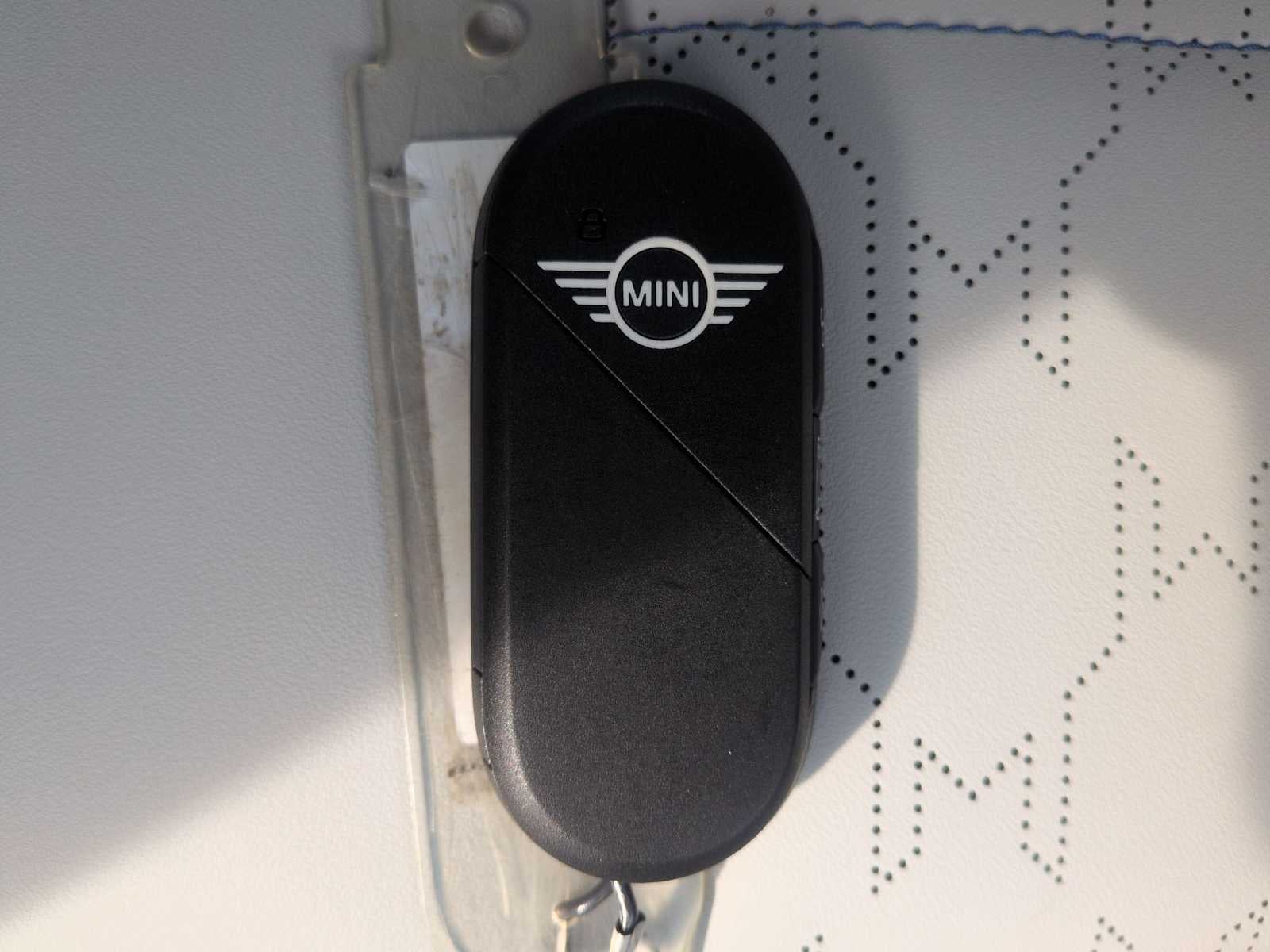 2026 MINI DESCAPOTABLE SIGNATURE PLUS