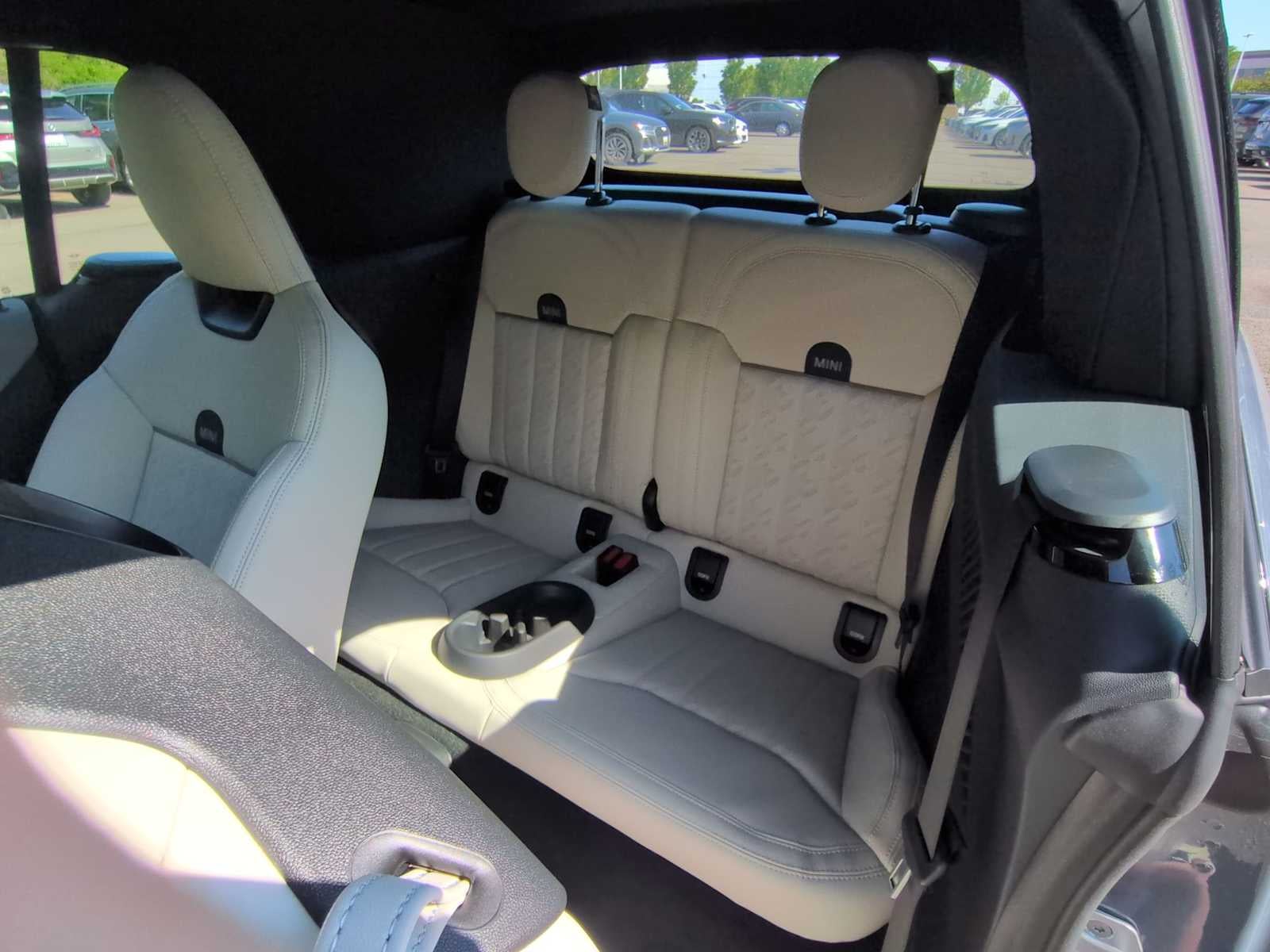 2026 MINI DESCAPOTABLE ICÓNICO