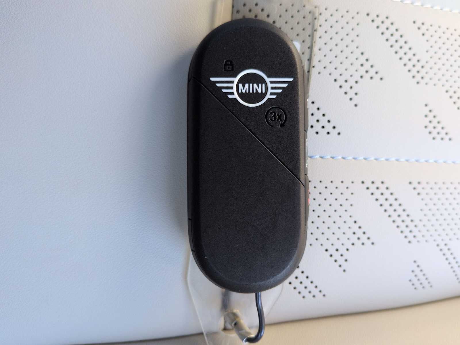 2026 MINI DESCAPOTABLE ICÓNICO