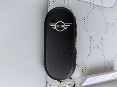 2026 MINI DESCAPOTABLE SIGNATURE PLUS