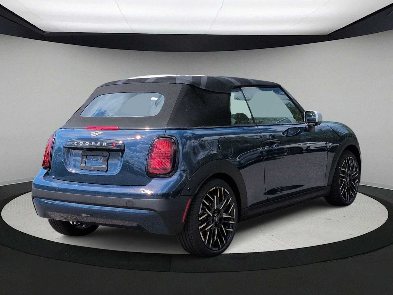 2026 MINI DESCAPOTABLE ICÓNICO