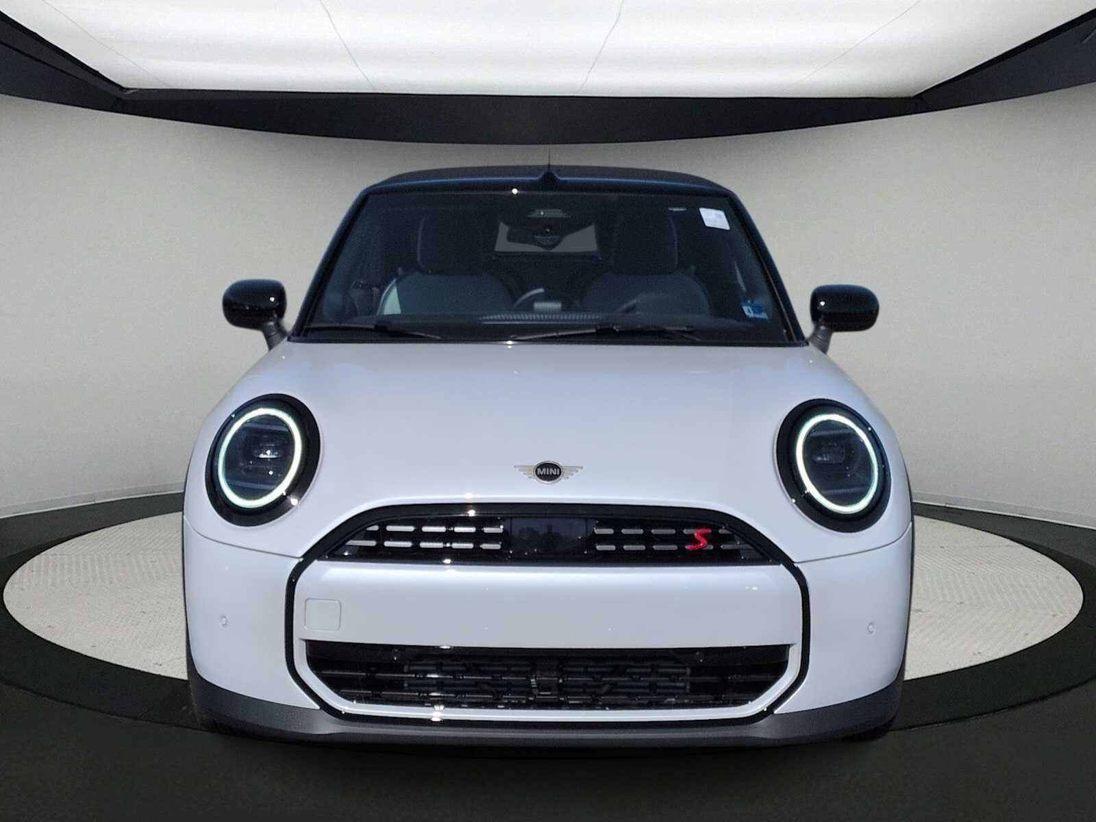 2026 MINI DESCAPOTABLE SIGNATURE PLUS