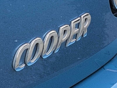 MINI Cooper de 2 puertas con techo rígido 2024