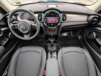 MINI Cooper de 2 puertas con techo rígido 2024