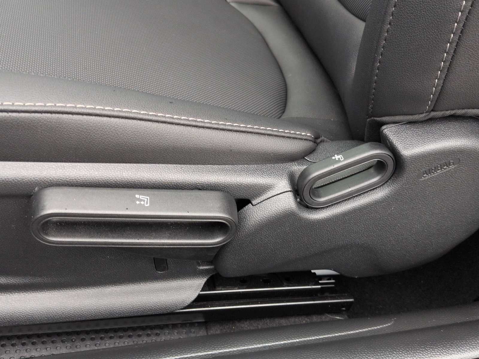 MINI Cooper de 2 puertas con techo rígido 2024