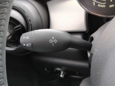 MINI Cooper de 2 puertas con techo rígido 2024
