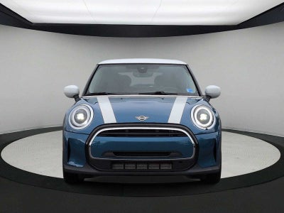 MINI Cooper de 2 puertas con techo rígido 2024