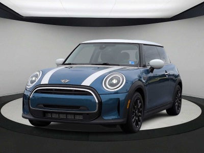 MINI Cooper de 2 puertas con techo rígido 2024