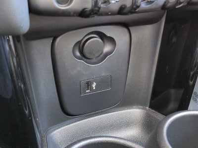 MINI HARDTOP 2 PUERTAS SIGNATURE 2022