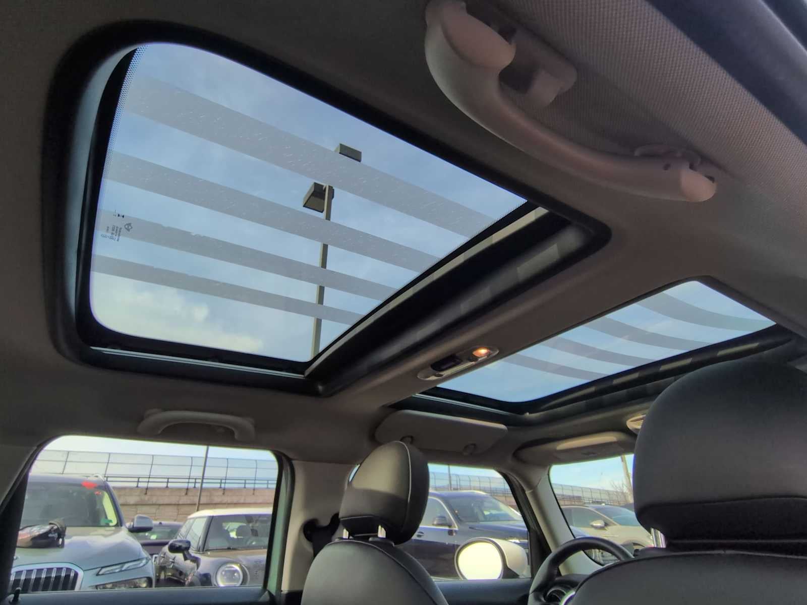 2023 MINI Techo Duro 4 Puertas Cooper