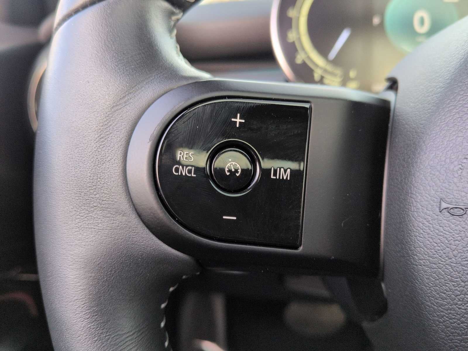 2023 MINI Techo Duro 4 Puertas Cooper