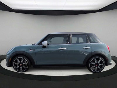2023 MINI Techo Duro 4 Puertas Cooper