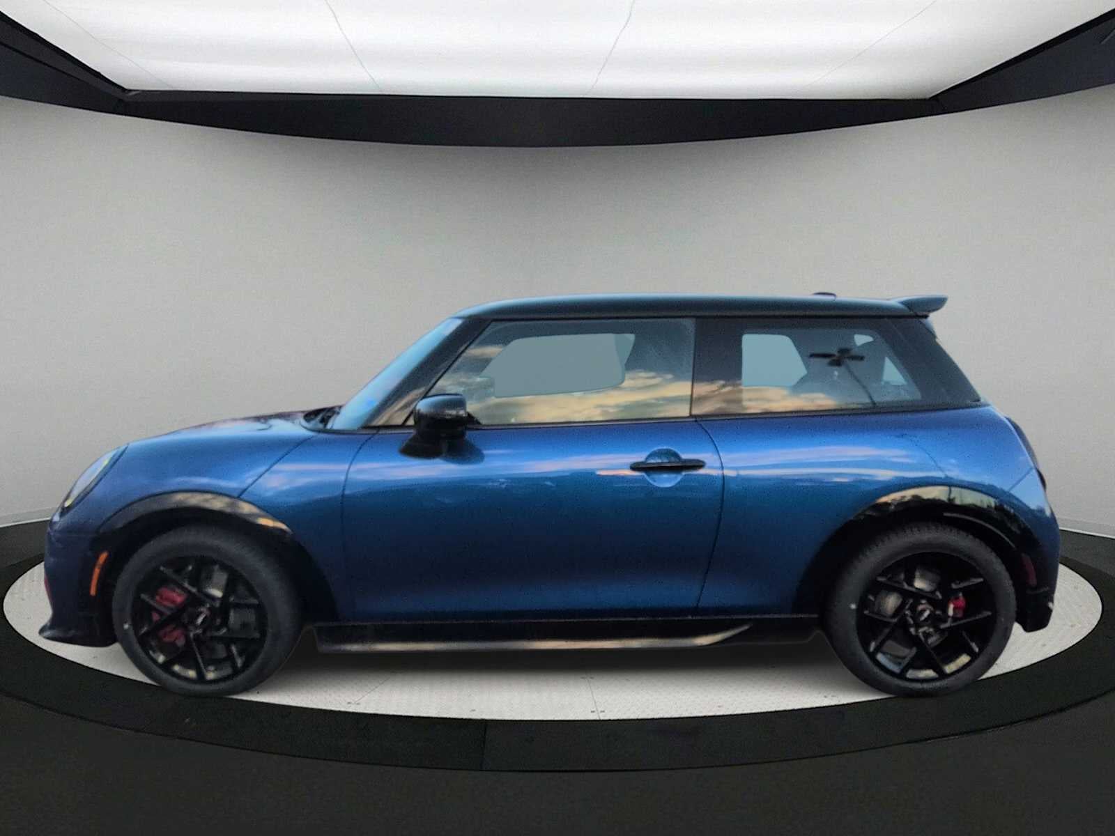 2026 MINI 2 PUERTAS ICONIC