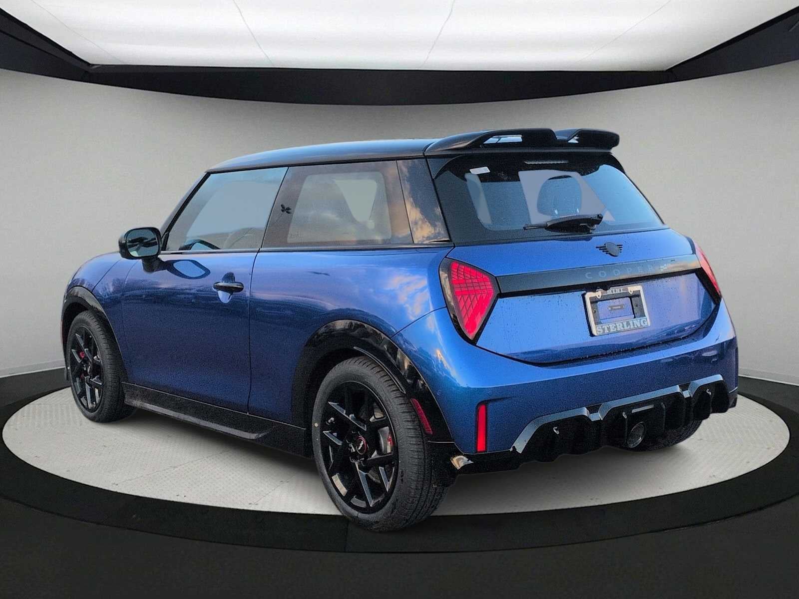 2026 MINI 2 PUERTAS ICONIC