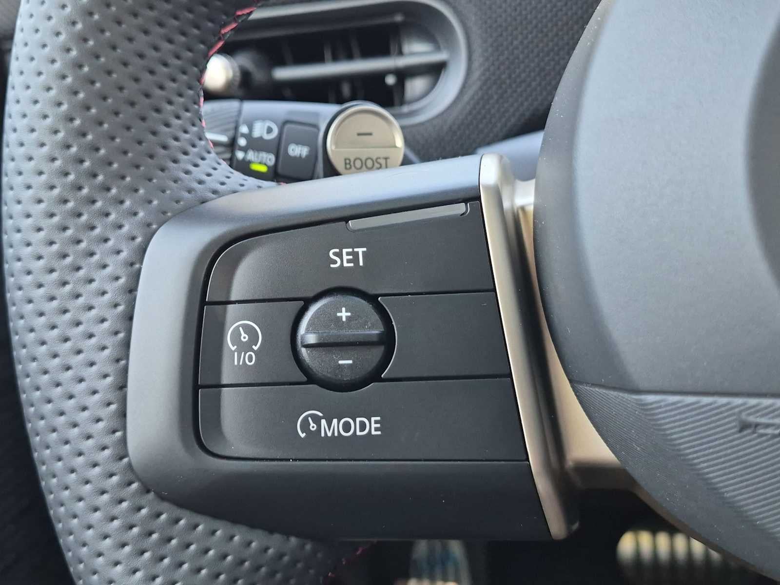 MINI ICONIC de 2 puertas, 2027