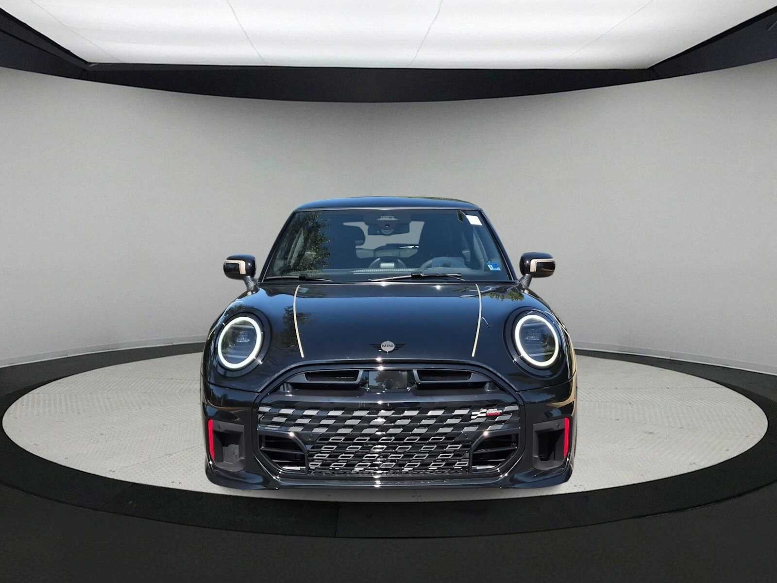 MINI ICONIC de 2 puertas, 2027
