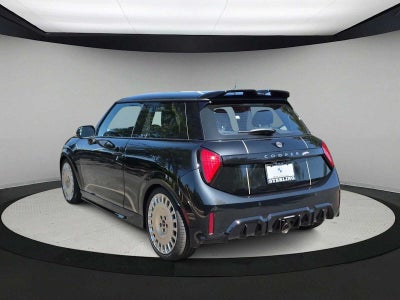 MINI ICONIC de 2 puertas, 2027