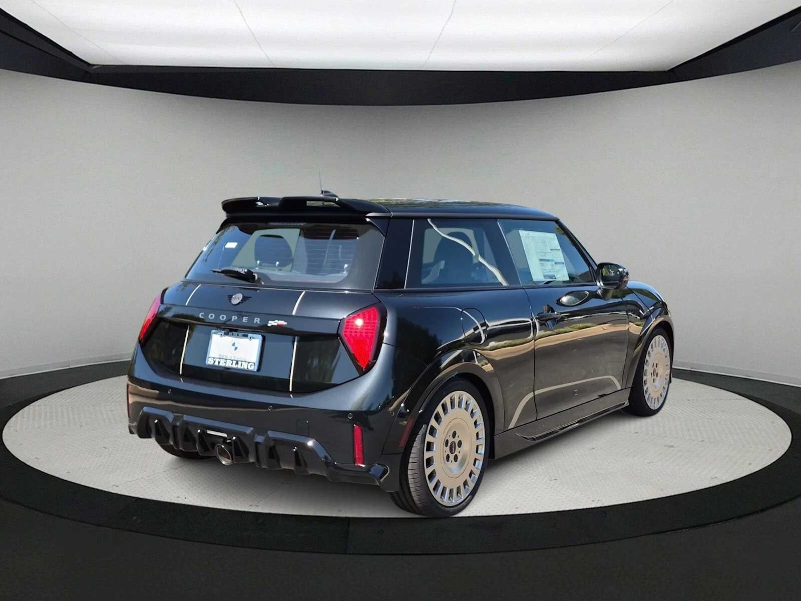 MINI ICONIC de 2 puertas, 2027