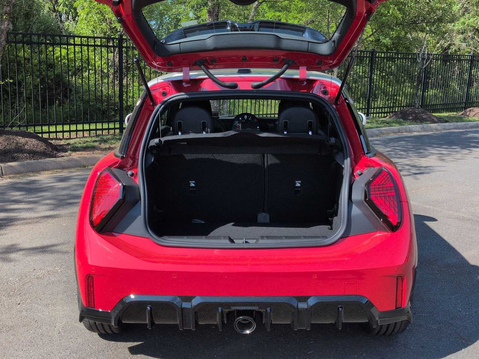 2026 MINI 2 PUERTAS ICONIC