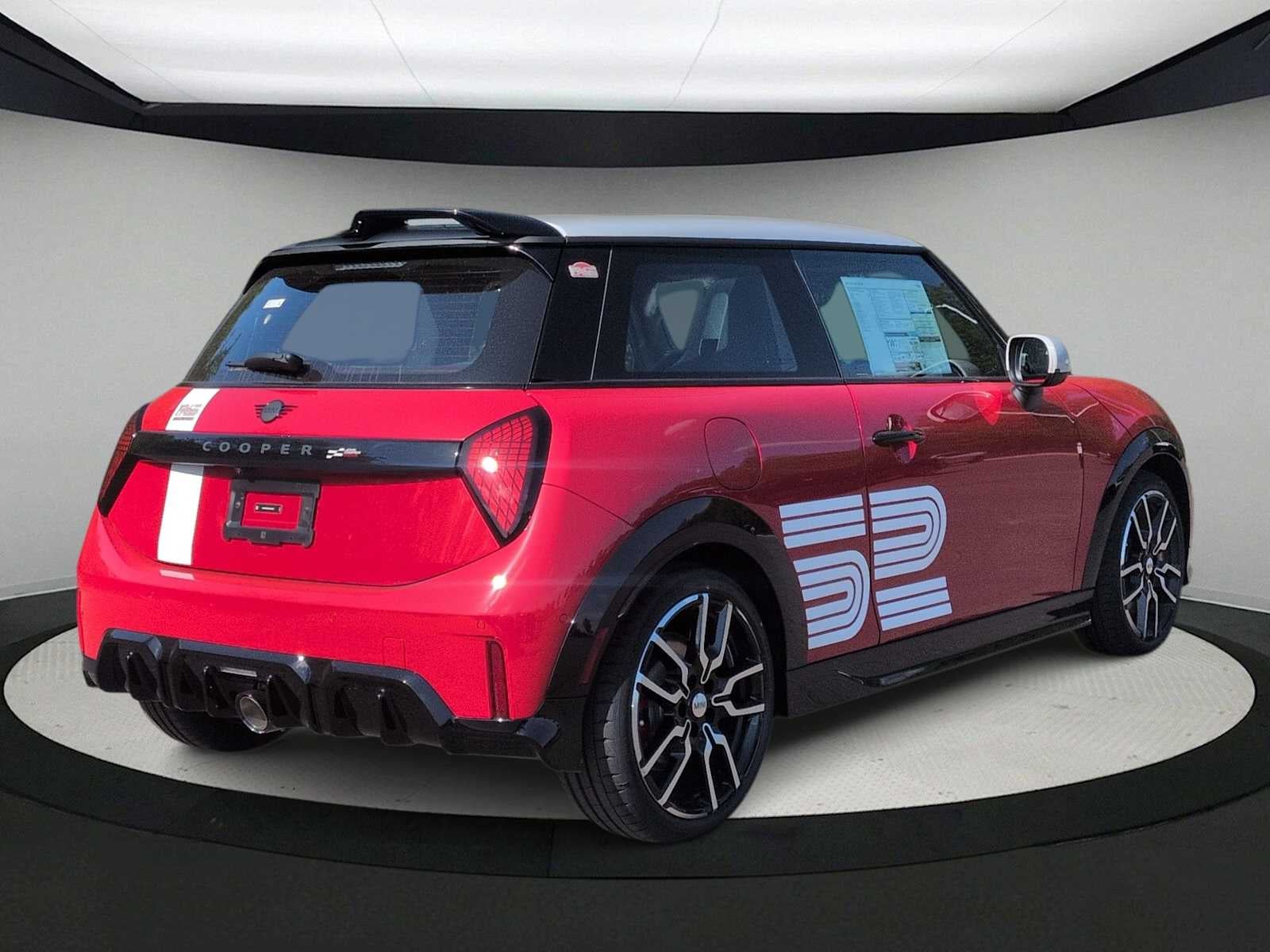 2026 MINI 2 PUERTAS ICONIC
