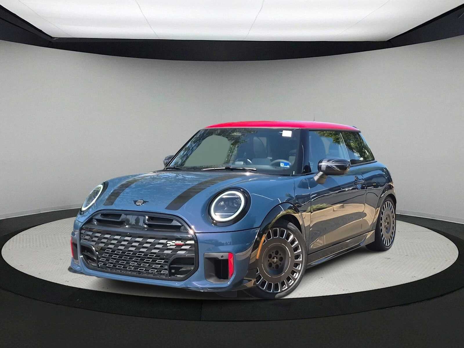 MINI ICONIC de 2 puertas, 2027